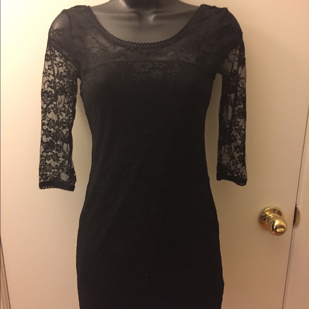 Black lace dress